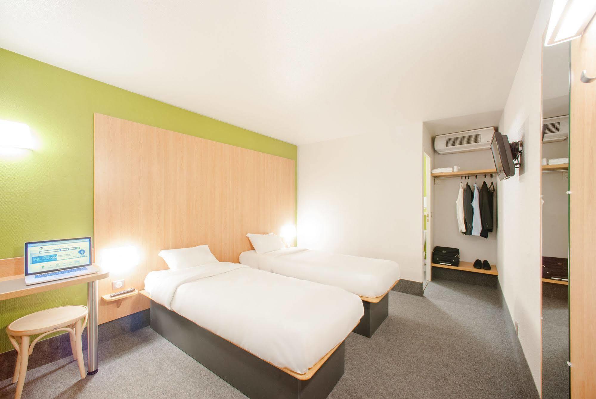 B&B Hotel Pontault Combault Zewnętrze zdjęcie