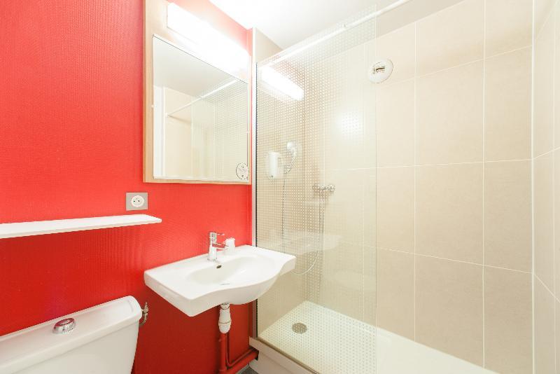 B&B Hotel Pontault Combault Zewnętrze zdjęcie
